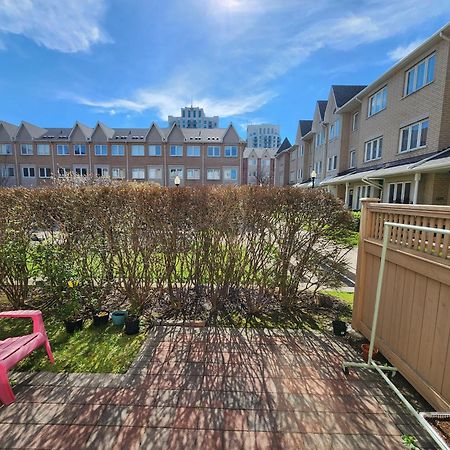 Scarborough Townhouse Apartment Торонто Екстериор снимка